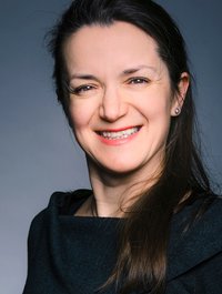 Portraitfoto Csinszka Redai - Dozentin Musiktheater/Operngesang