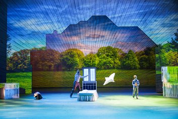 Big Fish: Benjamin Oeser, Miles Benson