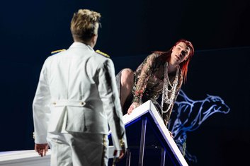 "Achill unter den Mädchen", KHP, Odysseus (Isaac Tolley) und Achill (Elmar Hauser)