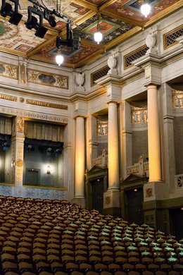 Festlich illuminiert: der Zuschauerraum des Prinzregententheaters