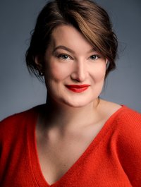 Portraitfoto Laura Mayer - Studierende Musiktheater/Operngesang